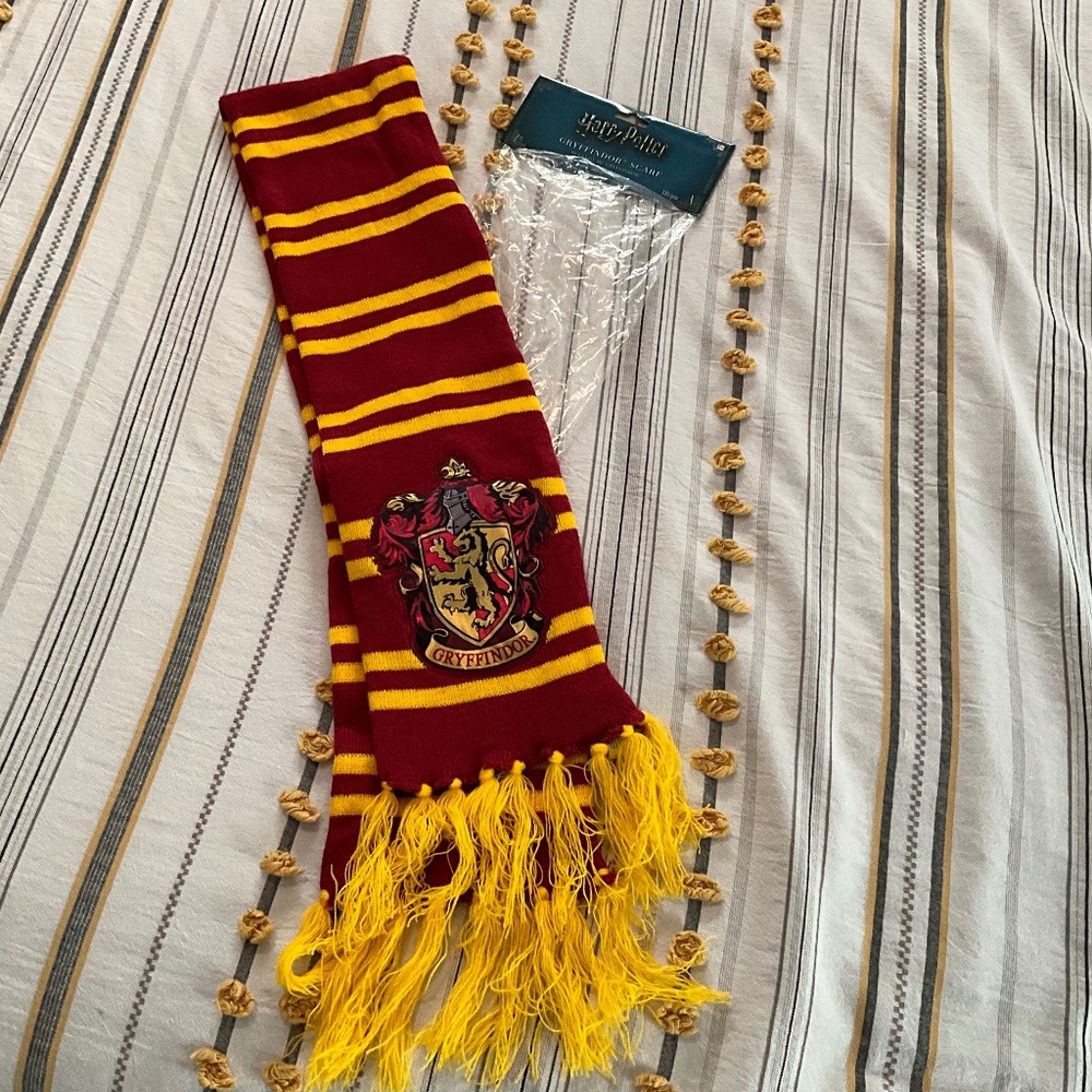 Harry Potter Gryffindor Scarf